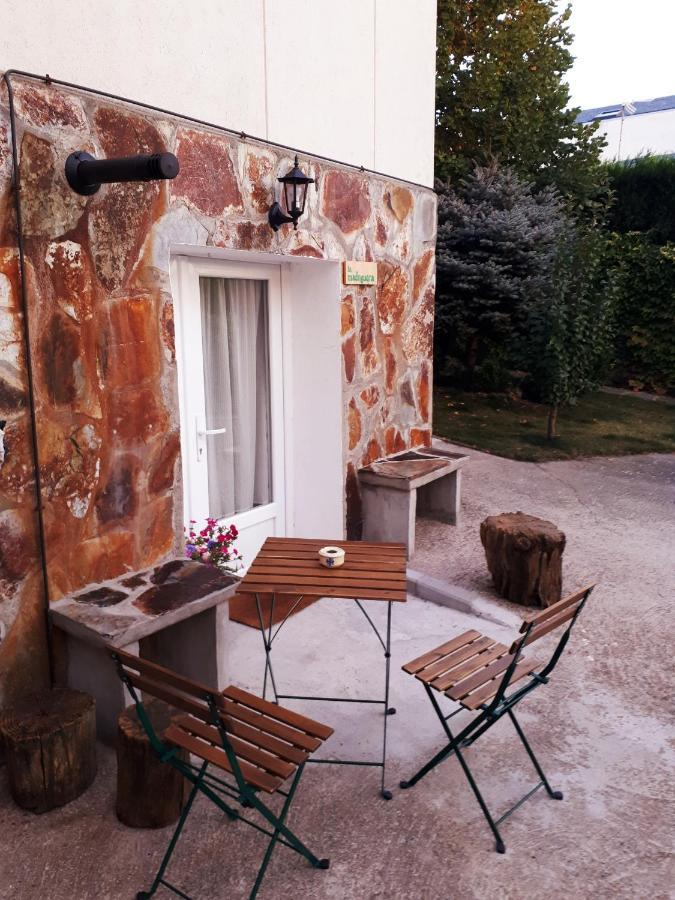 La Madriguera Apartment Otero de Herreros Exterior foto